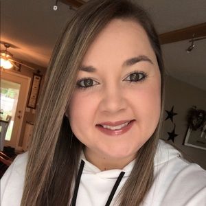 Meet your Posher, Shawna